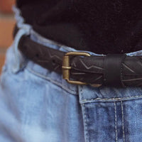 Ceinture en pneu de vélo upcyclée noire fine La vie est belt Hersée Paris 9