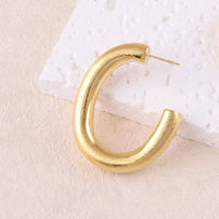 Boucles d’oreilles Phoebe créoles bombées brossées dorées Hersée Hersée Paris 9