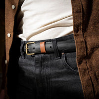 Ceinture en pneu de vélo Tubeless upcyclée noire et châtaigne - La Vie est Belt La vie est belt Hersée Paris 9
