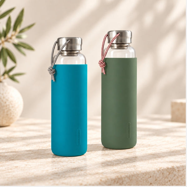 Gourde en verre 600 ml avec housse silicone - Black & Blum