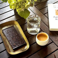 Tablette-livre « Le goût de l’audace au temps des premiers aviateurs » - chocolat noir 74% au grué de cacao bio 80g - Le Chocolat de Poche Le Chocolat de Poche Hersée Paris 9